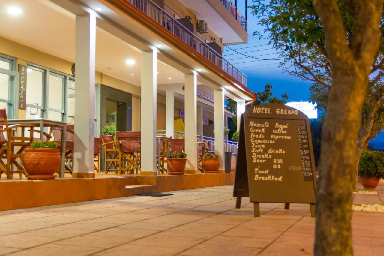ניי פורי Hotel Grekas מראה חיצוני תמונה