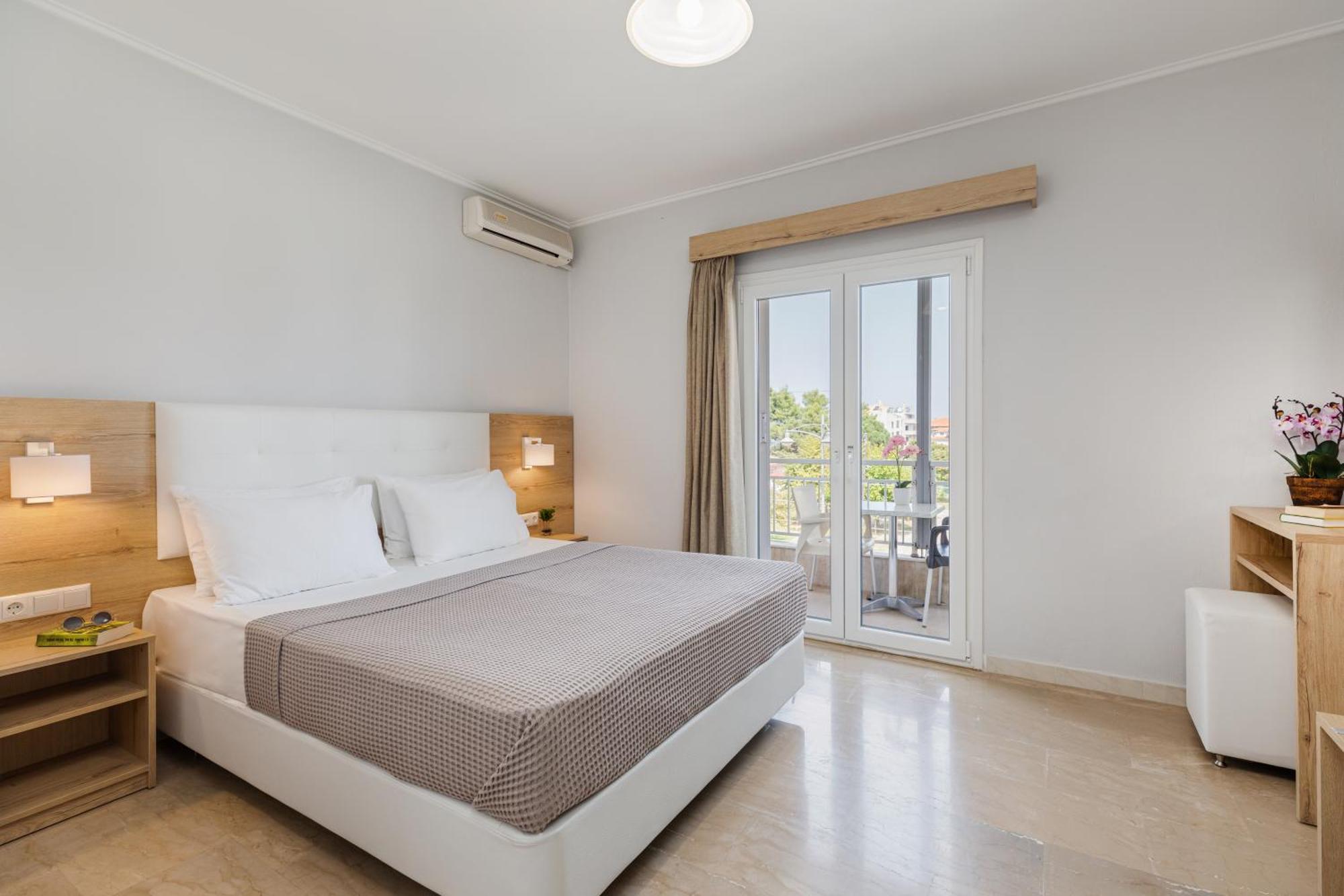 ניי פורי Hotel Grekas מראה חיצוני תמונה