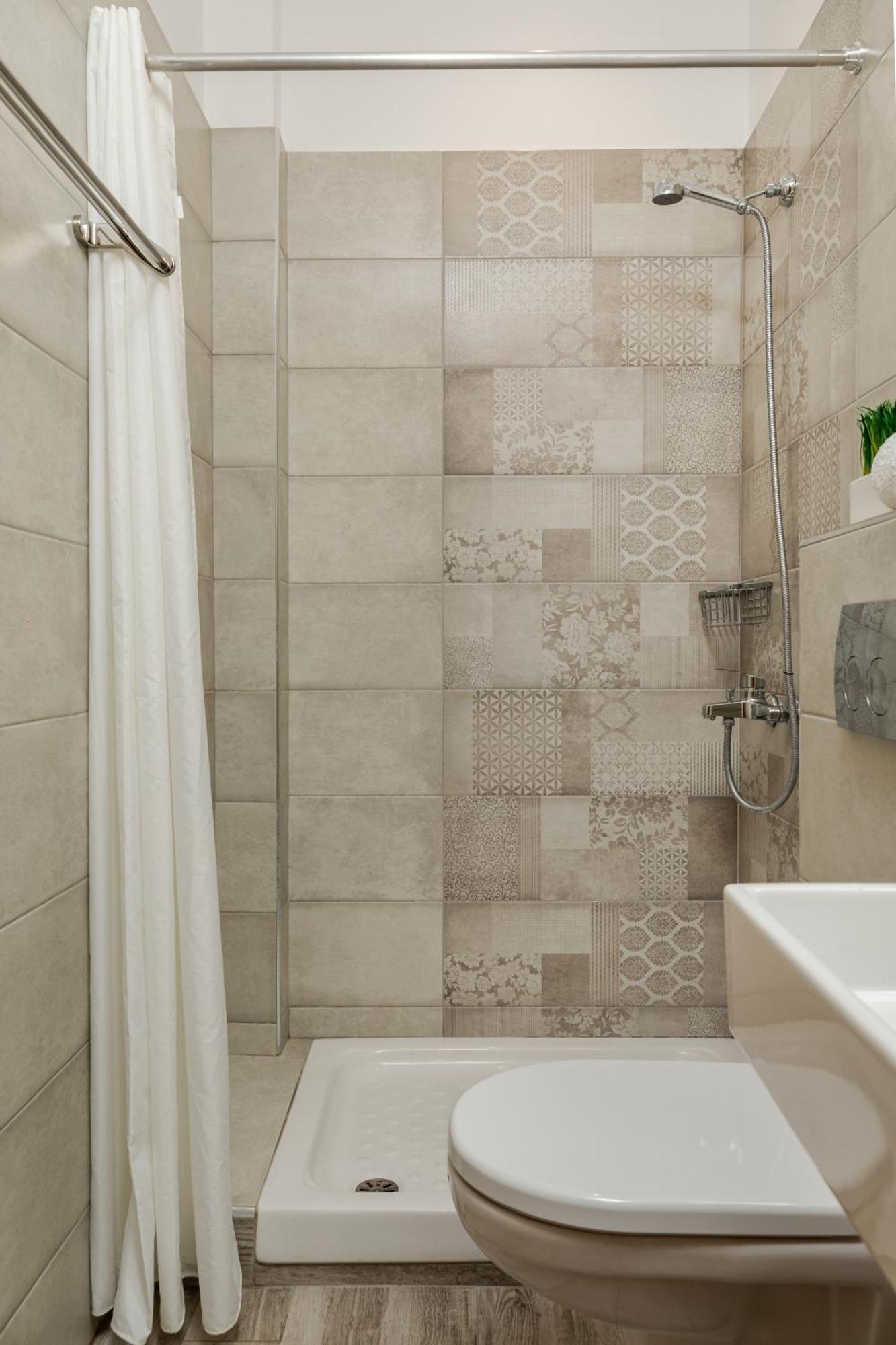 ניי פורי Hotel Grekas מראה חיצוני תמונה