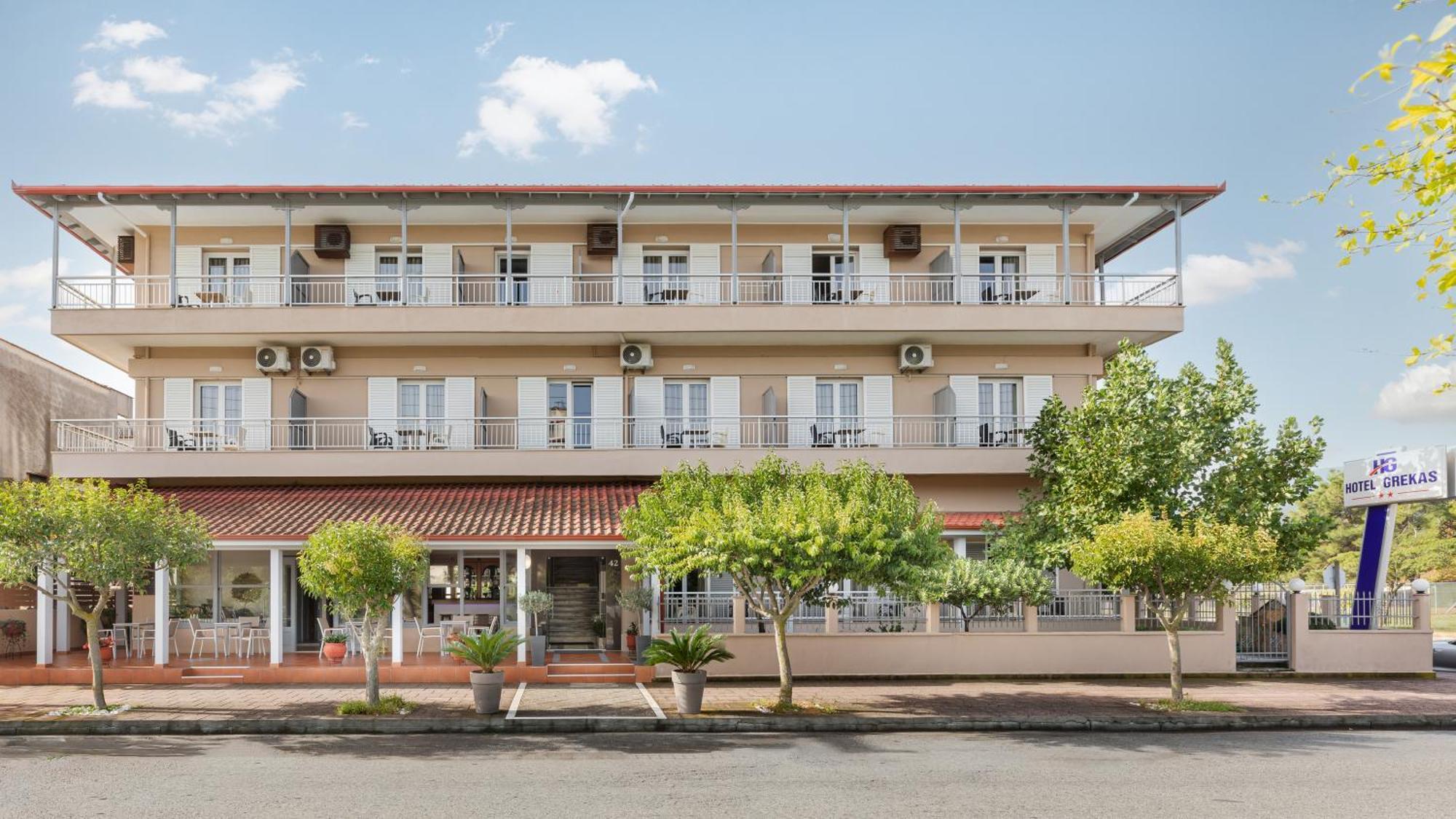 ניי פורי Hotel Grekas מראה חיצוני תמונה