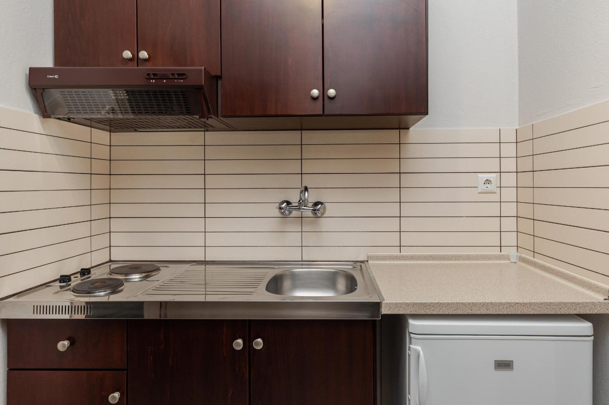 ניי פורי Hotel Grekas מראה חיצוני תמונה
